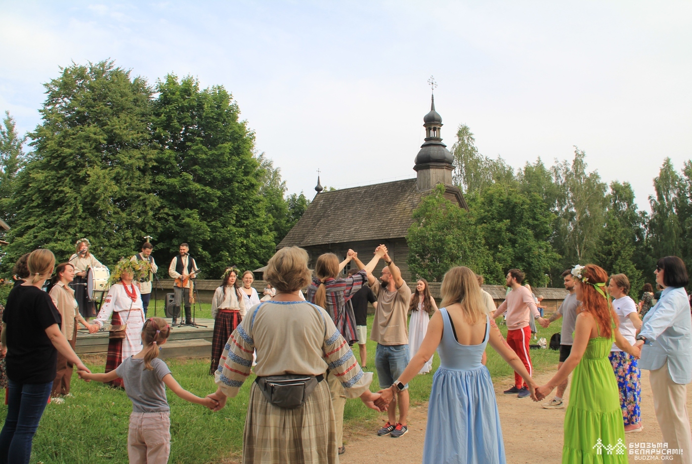 Huĺnia «Zajcy i dubočki»