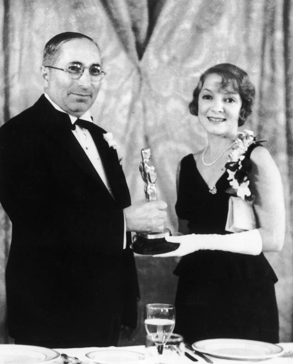 Svajho «Oskara» Luis Majer taksama atrymaŭ «za vybitnaje služennie na karysć kinavytvorčasci» u 1951 hodzie