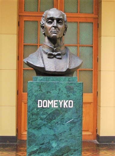 Biust Ihnata Damiejki ŭ Čylijskim univiersitecie