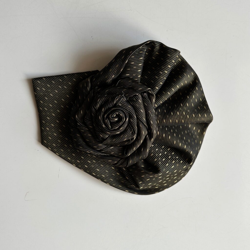 «Roses of Ties»