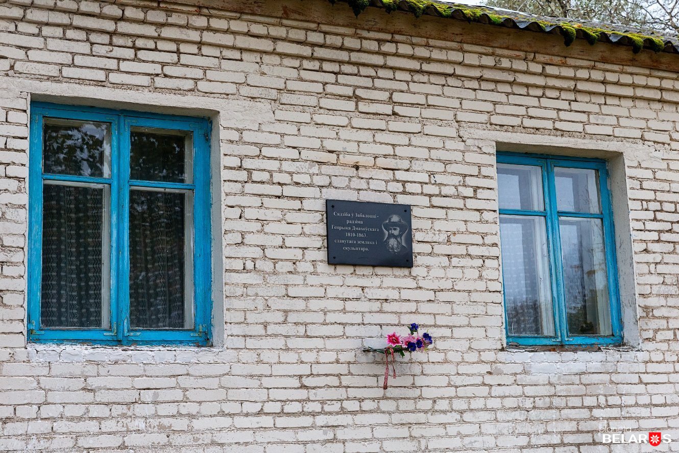 010.jpg