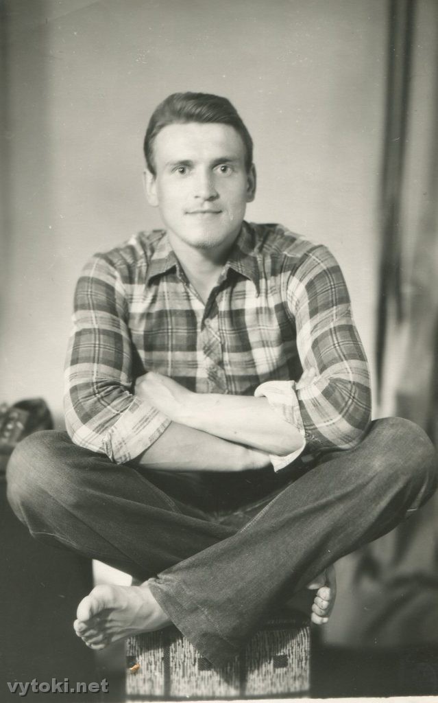013-1-639x1024.jpg