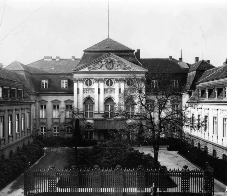 Palac Radzivilaŭ u Bierlinie