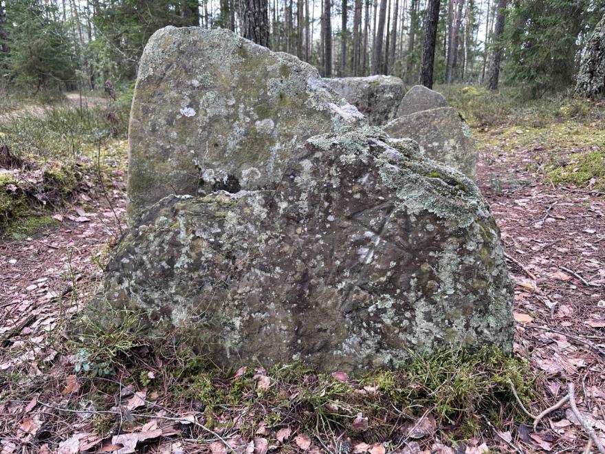 Vałuny Kamiennyja vały Sciebierakskija