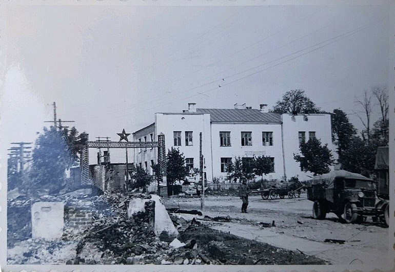 Vyhliad pierabudavanaj dvuchpaviarchovaj pliabanii na niamieckim zdymku 21 žniŭnia 1941 hoda