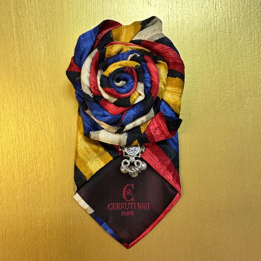 «Roses of Ties»