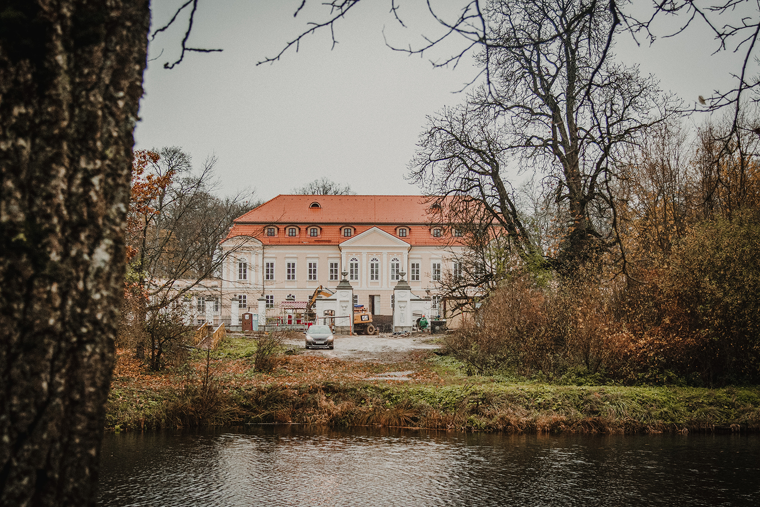 Pałac Vałovičaŭ u Sviacku padčas restaŭracyi. Fota: 34travel.me