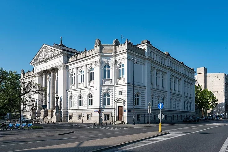 Budynak Tavarystva zaachvočvannia pryhožych mastactvaŭ na ploščy Malachoŭskaha ŭ Varšavie