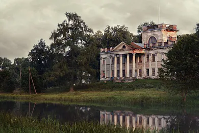 Архітэктурнае рэха: чаму палац у Жамыслаўлі называюць «малодшым братам» варшаўскіх Лазенак