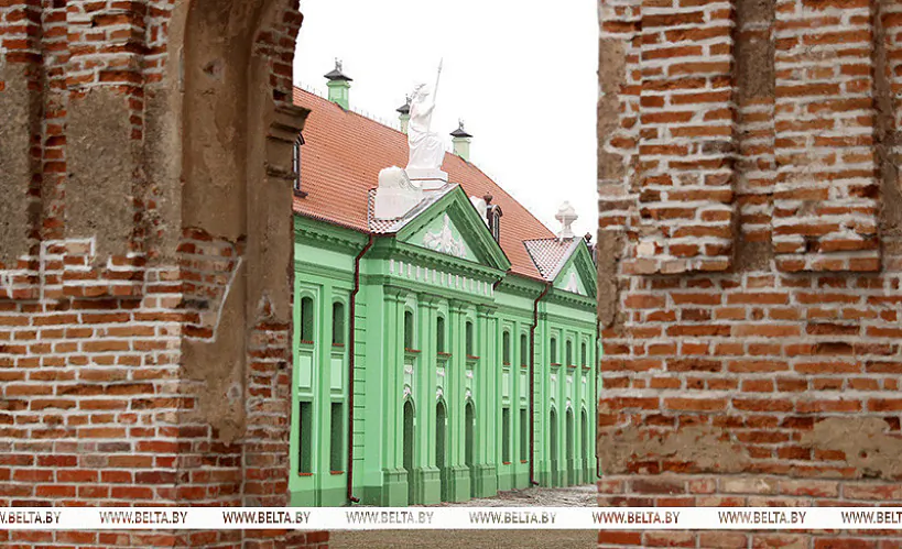 Ружанскі палацавы комплекс