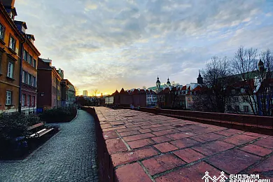 Вандруем па Варшаве: 10 месцаў польскай сталіцы з беларускім акцэнтам