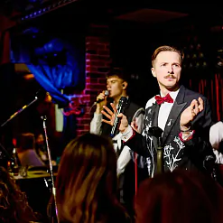 Мікіта Найдзёнаў