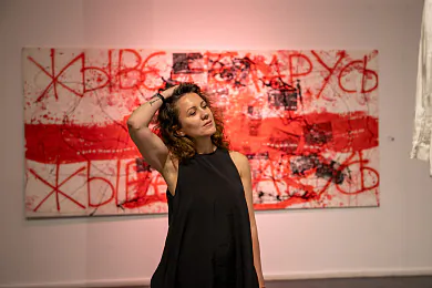 Ганна Златкоўская: «Сённяшняя Беларусь — гэта размалёўка наадварот: кожны колер старанна знішчаецца»