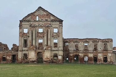 Руіны Ружанскага палаца