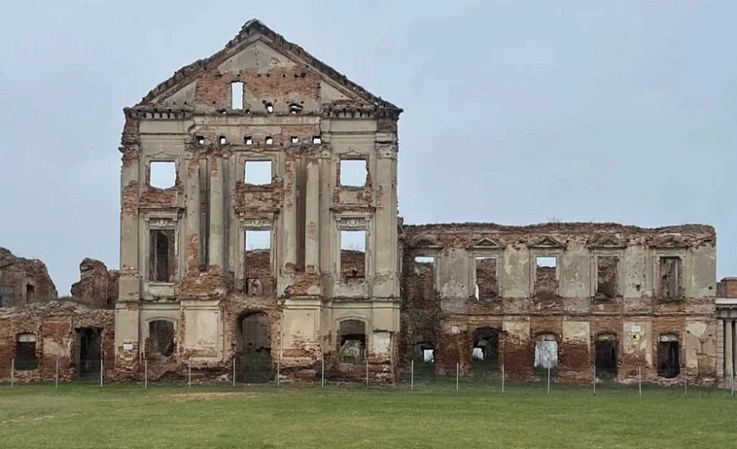 Руіны Ружанскага палаца