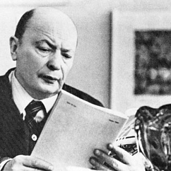 Верш і легенда: Аркадзь Куляшоў – ілюзіяніст