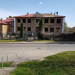 Манашкі разбурылі ў Навагрудку школу, якую пабудавалі святыя мучаніцы, і цяпер просяць грошы на навабуд