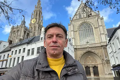 Ігар Карней: Пісаў кнігу ў максімальна аўтэнтычных умовах — у кладоўцы без вокнаў