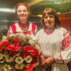 Кацярына Ваданосава з маці