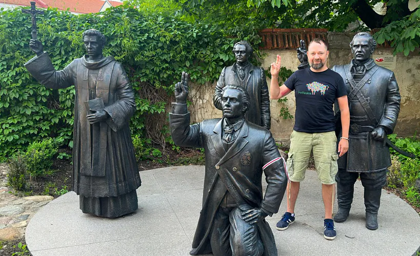 Валера Руселік