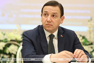 Міністр інфармацыі расказаў як будуць асучасніваць раённыя газеты