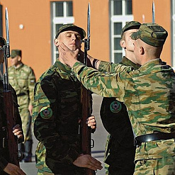 Праваабаронцы: паборы і дзедаўшчына ў арміі — усё яшчэ сістэма