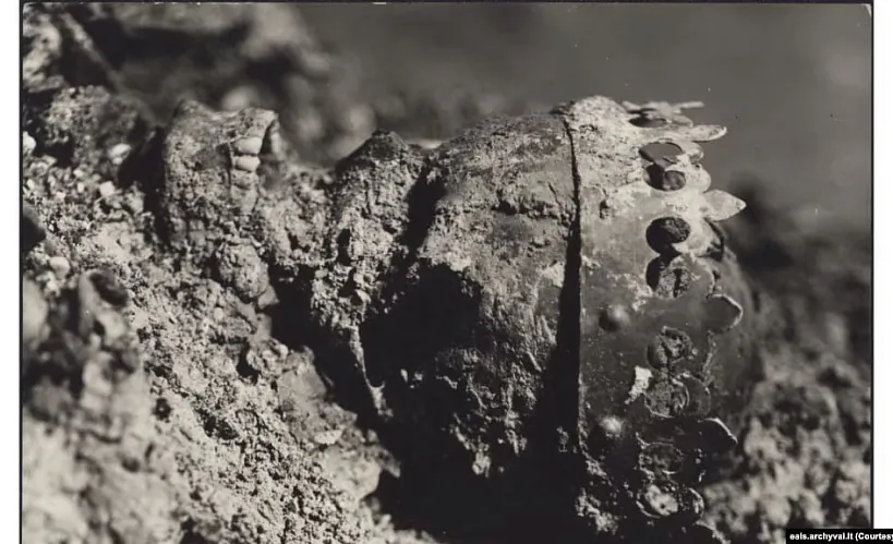 Здымак з пахавальні ў Катэдральным касьцёле Вільні, зроблены паміж 1931 і 1937 гадамі