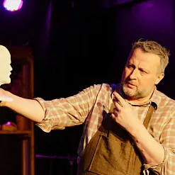 Сяргей Тоўсцікаў