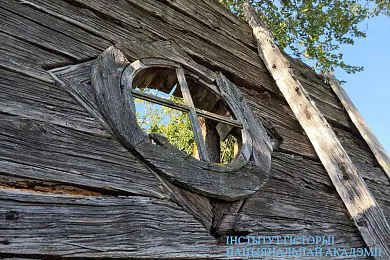 Руіны царквы