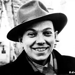 ﻿Уладзімір Караткевіч