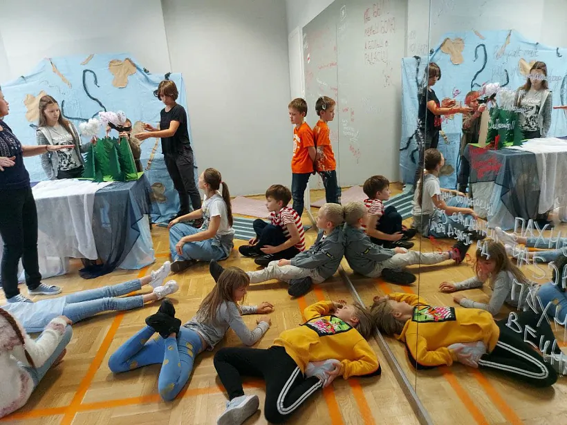 тэатр для дзетак.jpeg тэатр для дзетак.jpeg