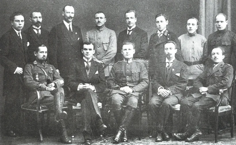 14 rada-belaruskaj-kalonii-u-latvii.jpg