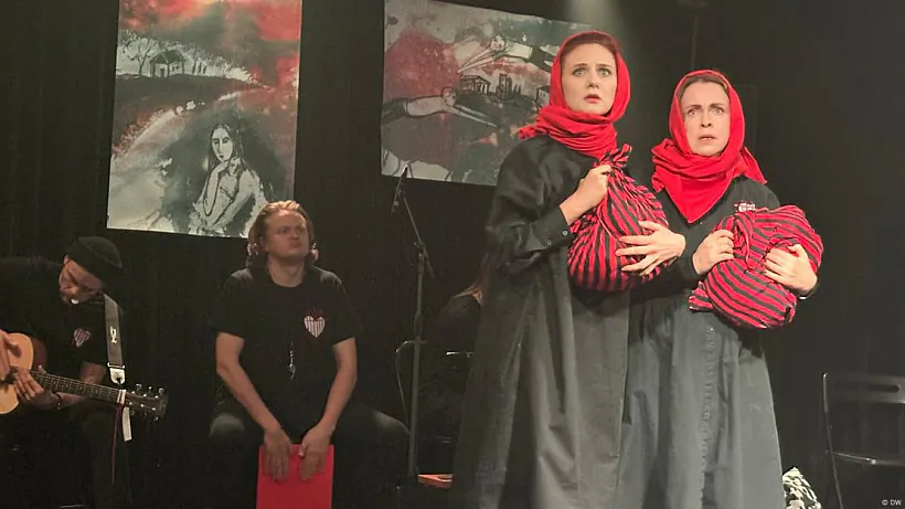 «Maja mama ŭ turmie»