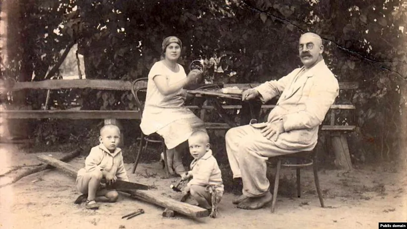 Ulasaŭ Aliaksandr i jaho siamja