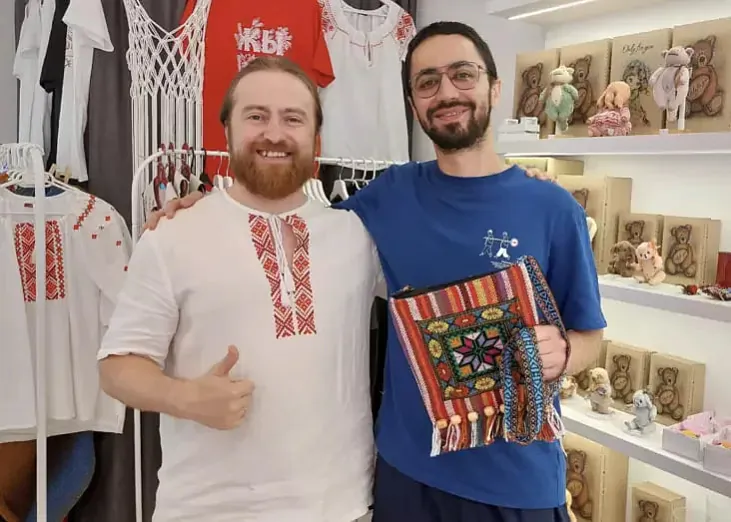 Zmicier z Idrakam u kramie Zmicier z Idrakam u kramie