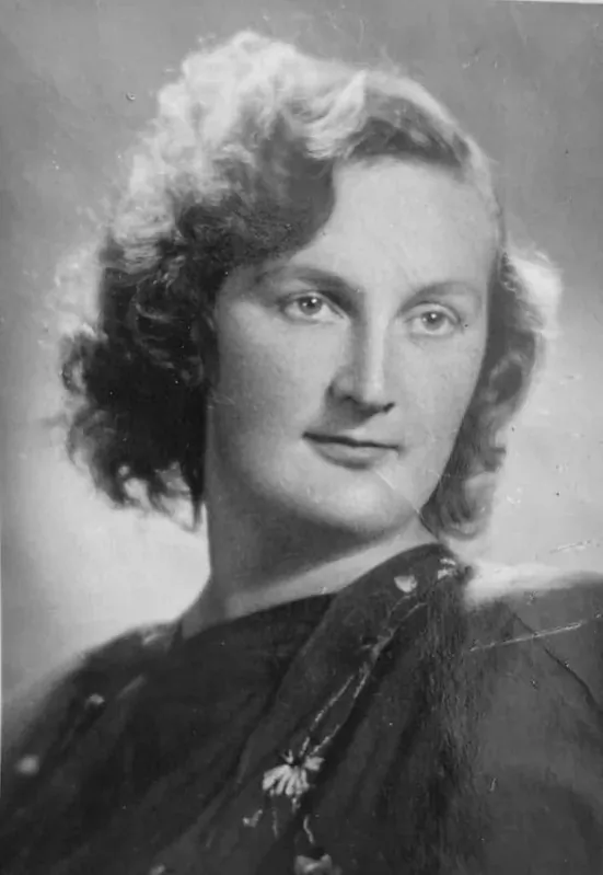 halina-voicik.jpg