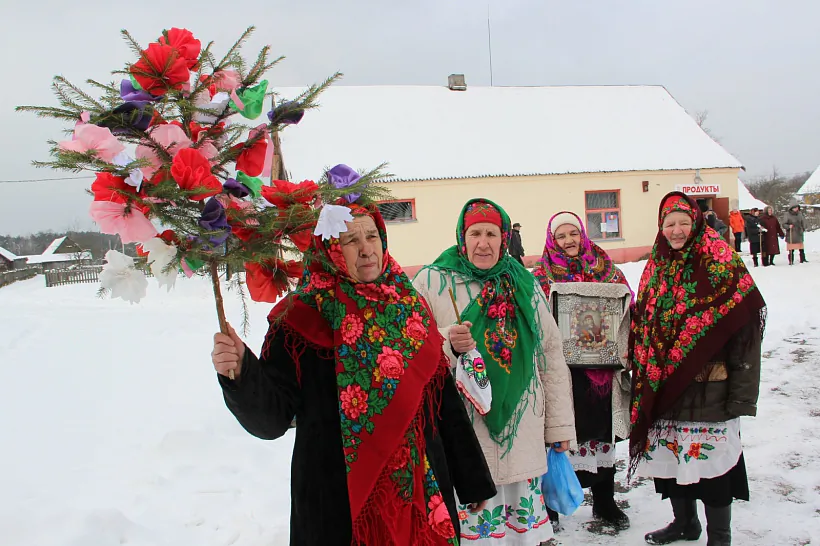 Абрад гукання вясны на Грамніцы ў вёсцы Новае Палессе Лельчыцкага раёна Абрад гукання вясны на Грамніцы ў вёсцы Новае Палессе Лельчыцкага раёна