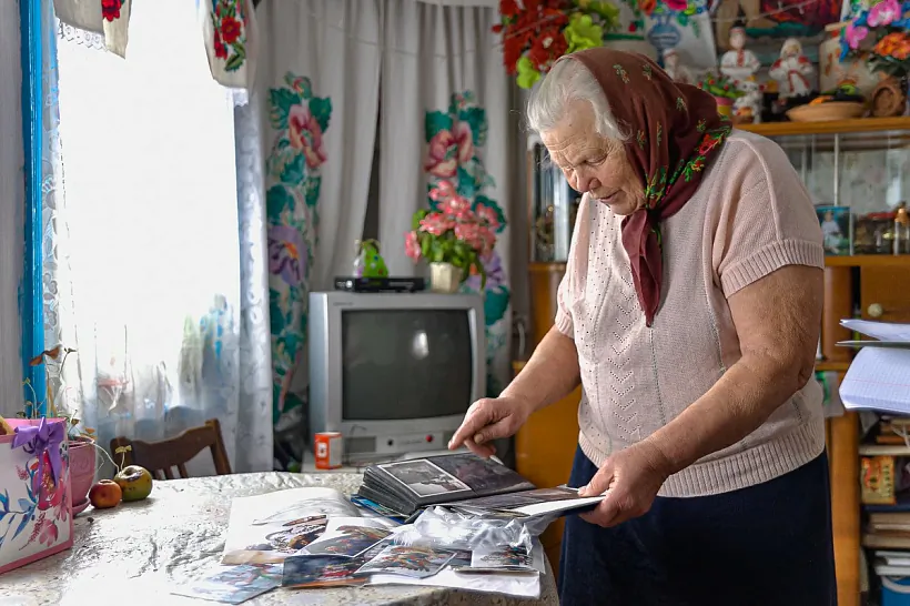 Baba-Katya-_Ekaterina-Panchenya_-iz-derevni-Pogost-10-90.jpg Baba-Katya-_Ekaterina-Panchenya_-iz-derevni-Pogost-10-90.jpg