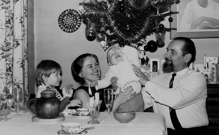 ivonka_survila_muzh_dzeci_madryd_1964.jpg ivonka_survila_muzh_dzeci_madryd_1964.jpg