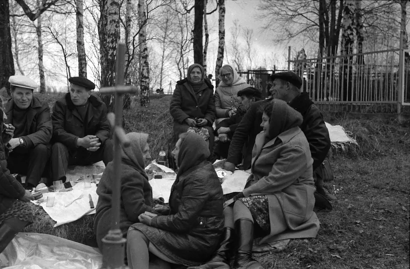 Radaŭnica na mohilkach vioski Čareja, Čašnicki rajon Radaŭnica na mohilkach vioski Čareja, Čašnicki rajon