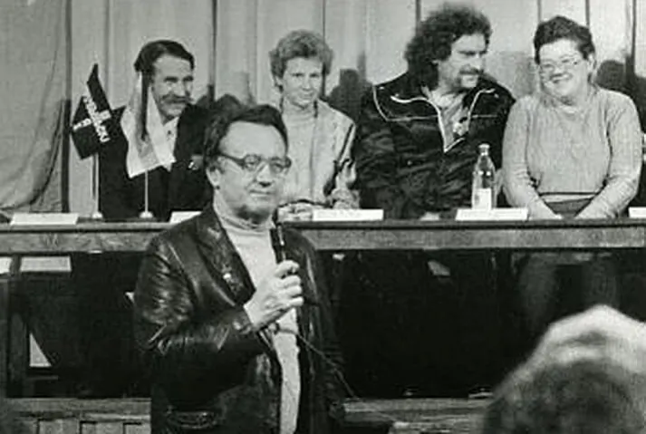 82e62307e563b8bc38012cf00d764d8a.jpg 82e62307e563b8bc38012cf00d764d8a.jpg