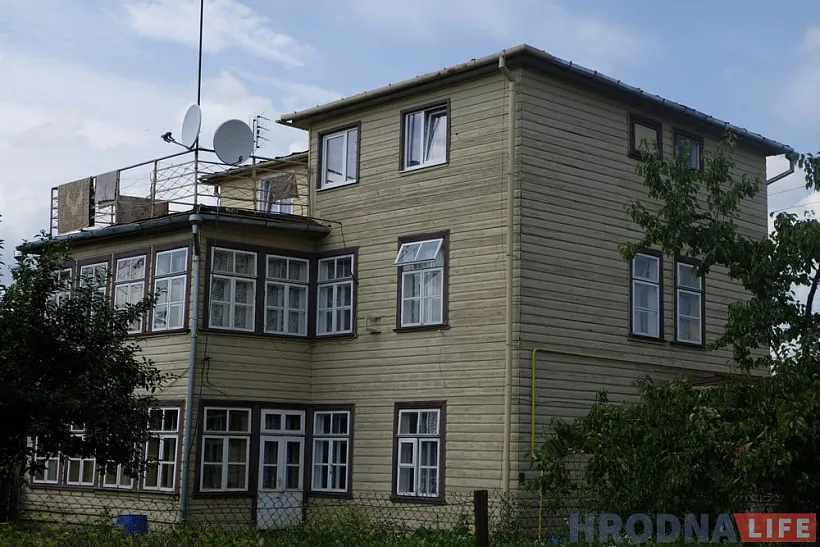 Draŭliany kanstruktyvizm na vulicy Asipienki, Hrodna
