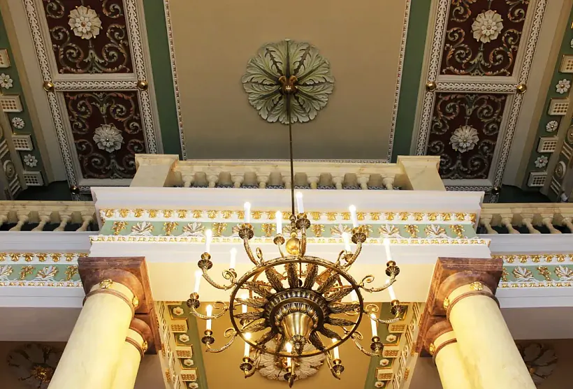 Унутраннае аздабленне палаца Булгакаў у Жылічах