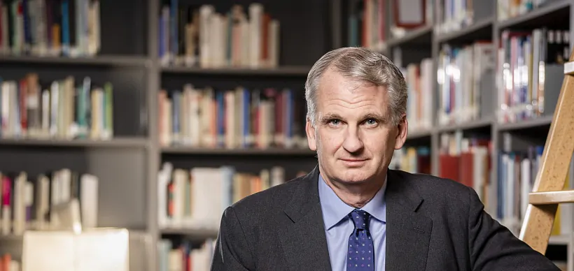 timothy-snyder-e1648544661919.jpg