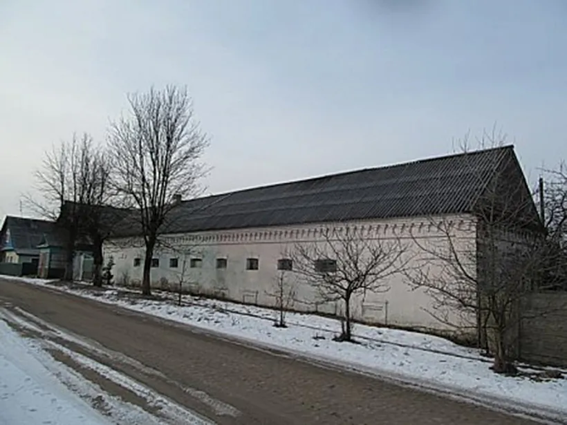 Budynak byloj piakarki, jakaja naliežala plieščanickim jaŭrejam Budynak byloj piakarki, jakaja naliežala plieščanickim jaŭrejam