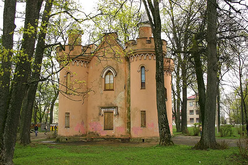 Палац Гутэн-Чапскіх у Станькава 1.jpg