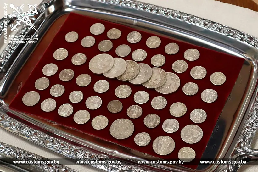 220829_collection-of-coins02-1392x928.jpg 220829_collection-of-coins02-1392x928.jpg
