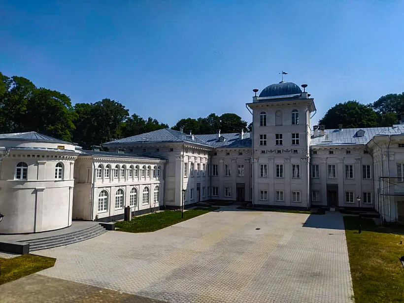 Сядзібна-паркавы ансамбль Булгакаў. Фота: obzoor.by