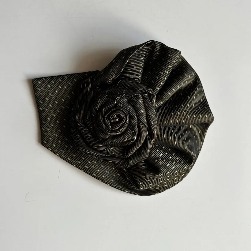 «Roses of Ties» «Roses of Ties»