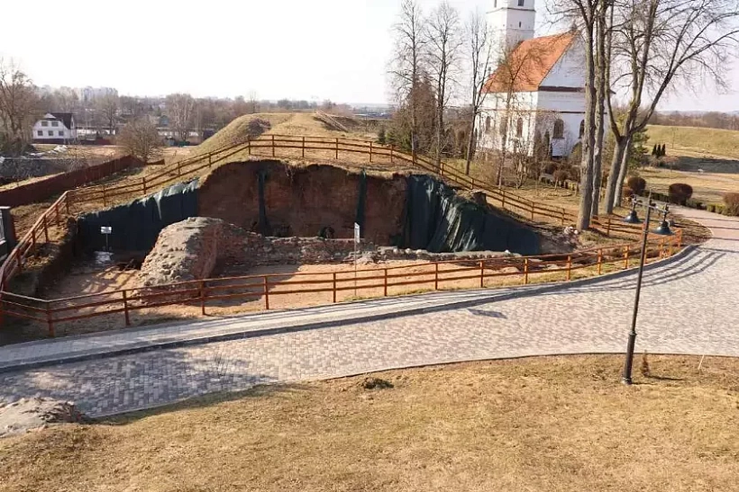 Raskop zachodniaj častki bramy